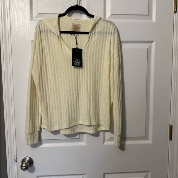 Chaser NWT Cream V-Neck Hoodie- S - Picture 2 of 6